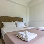 Elite & Maisonettes Apartment *