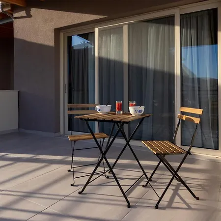 Elite & Maisonettes Apartment