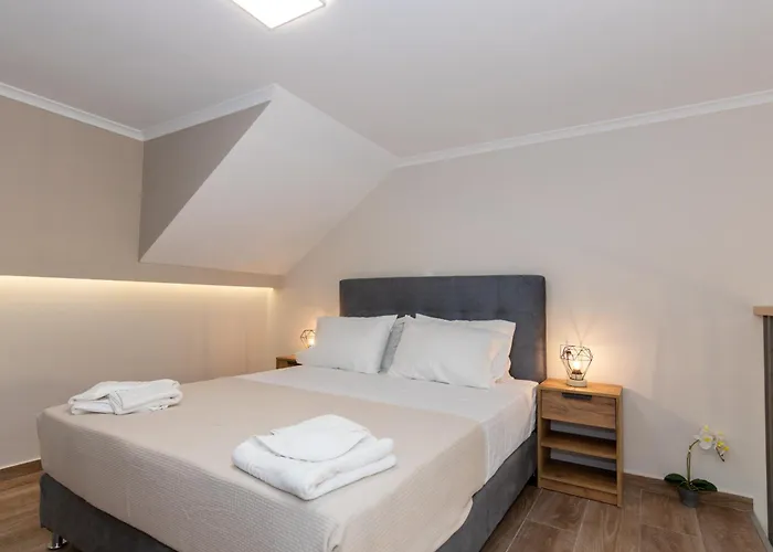 Elite & Maisonettes Apartamento *